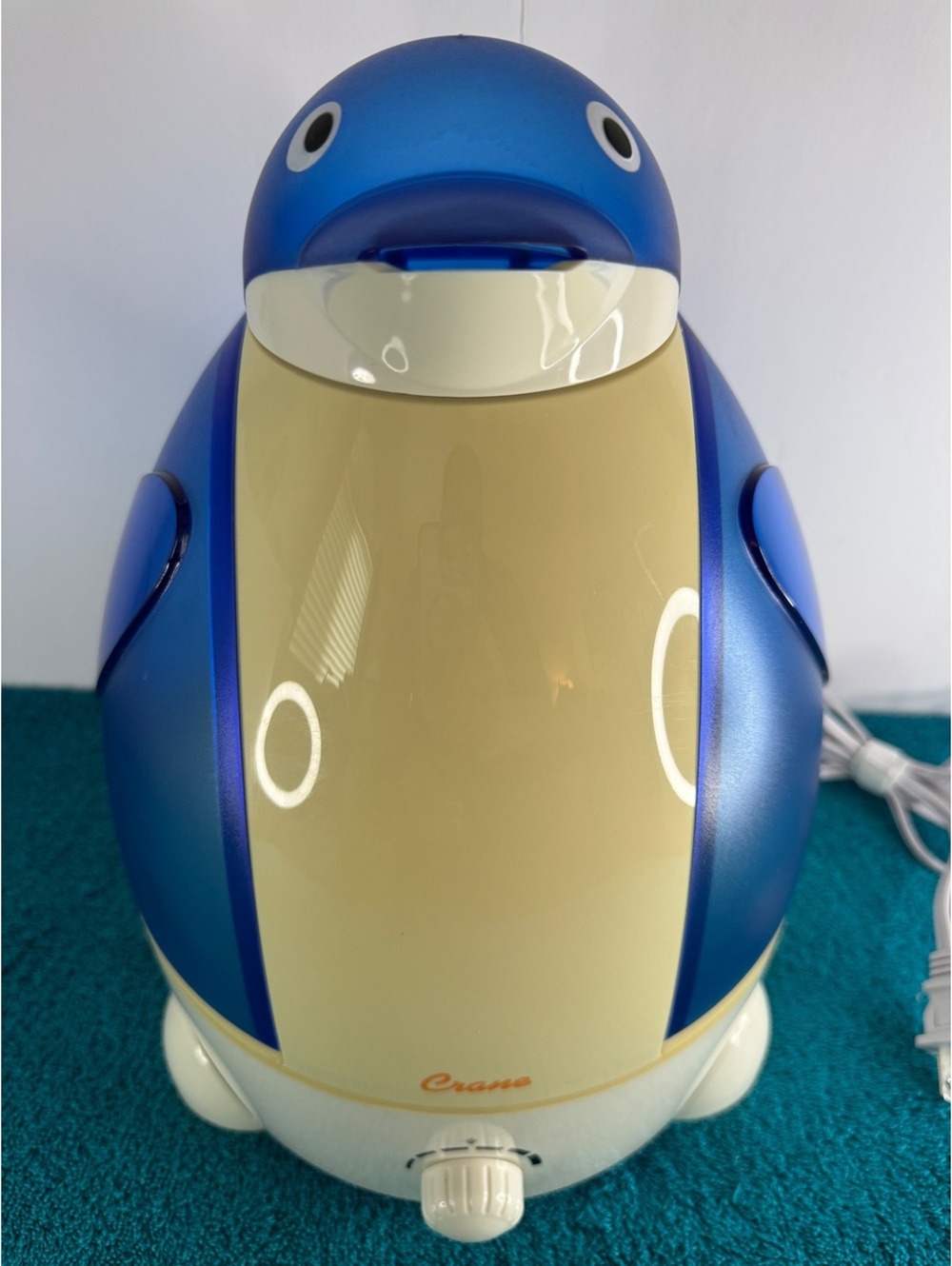 Crane Penguin Ultrasonic Cool Mist Humidifier Blue